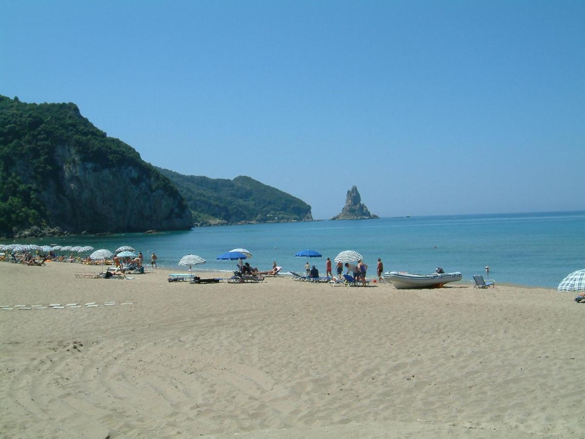 Natalia Apartment B With Panoramic Sea Views Of Agios Gordios Bay Exterior foto