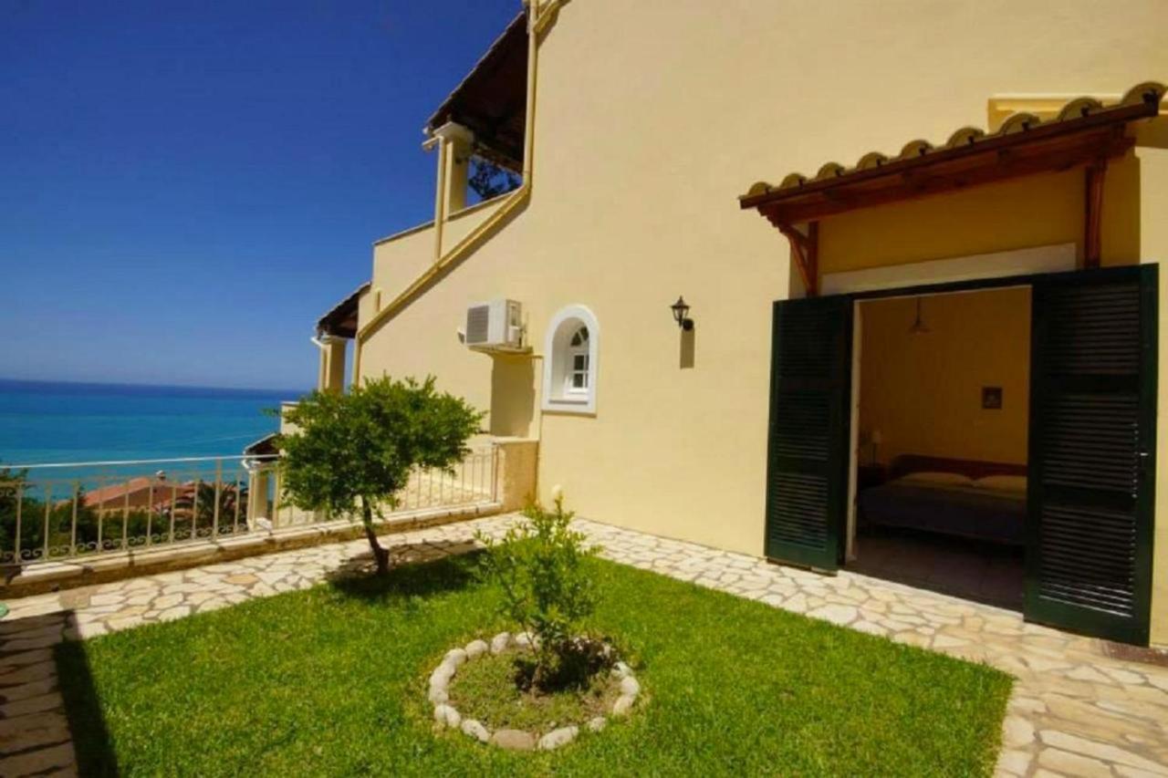 Natalia Apartment B With Panoramic Sea Views Of Agios Gordios Bay Exterior foto