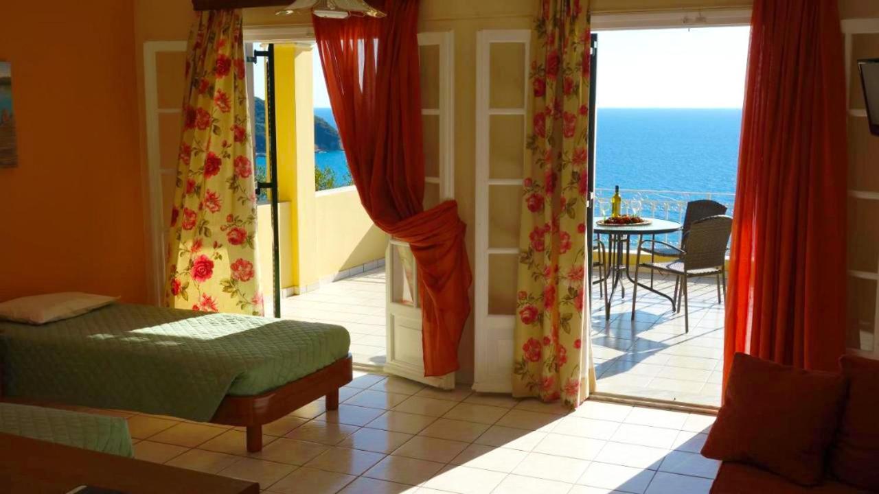 Natalia Apartment B With Panoramic Sea Views Of Agios Gordios Bay Exterior foto