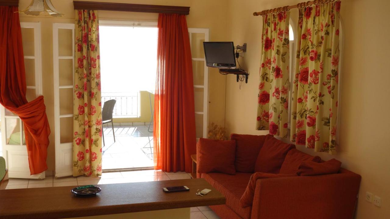 Natalia Apartment B With Panoramic Sea Views Of Agios Gordios Bay Exterior foto