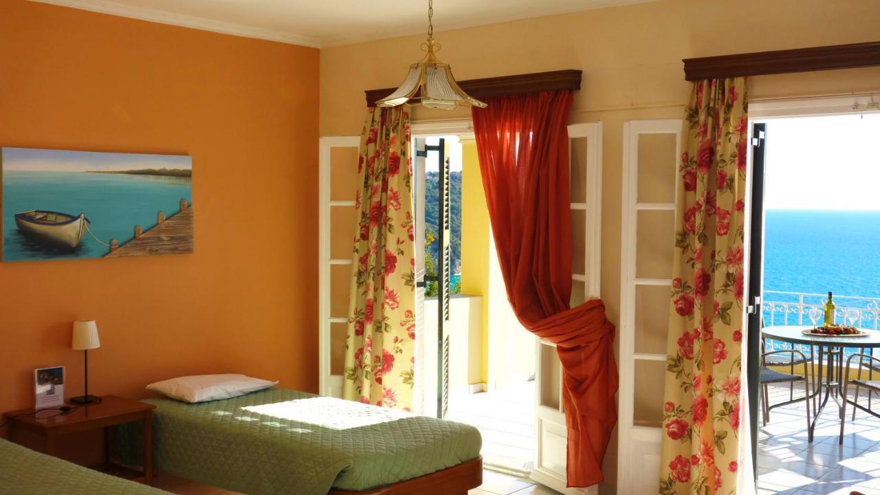 Natalia Apartment B With Panoramic Sea Views Of Agios Gordios Bay Exterior foto